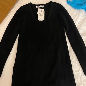 Zara black sweater/dress with right side split